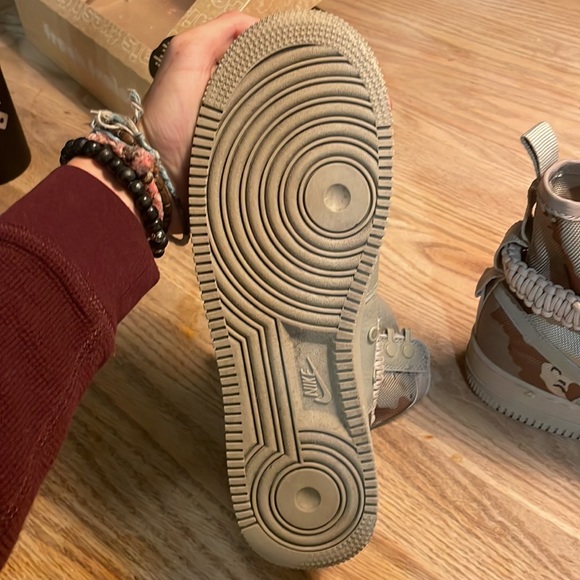 2016 Nike SF Air Force 1 'Desert Camo' size 9.5 US - Picture 4 of 10